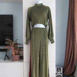 Two Piece Set Cropped Top and Flare Pants Size Small Gold Black New by Akira